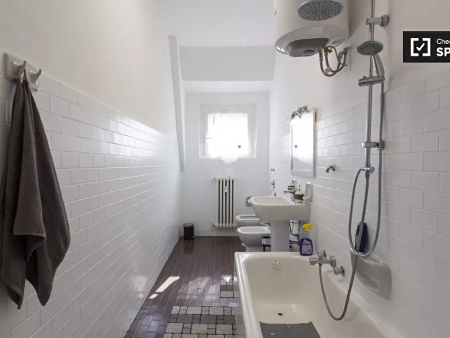 Immagine 12 di Camera condivisa in affitto  in Via delle Acacie a Buccinasco