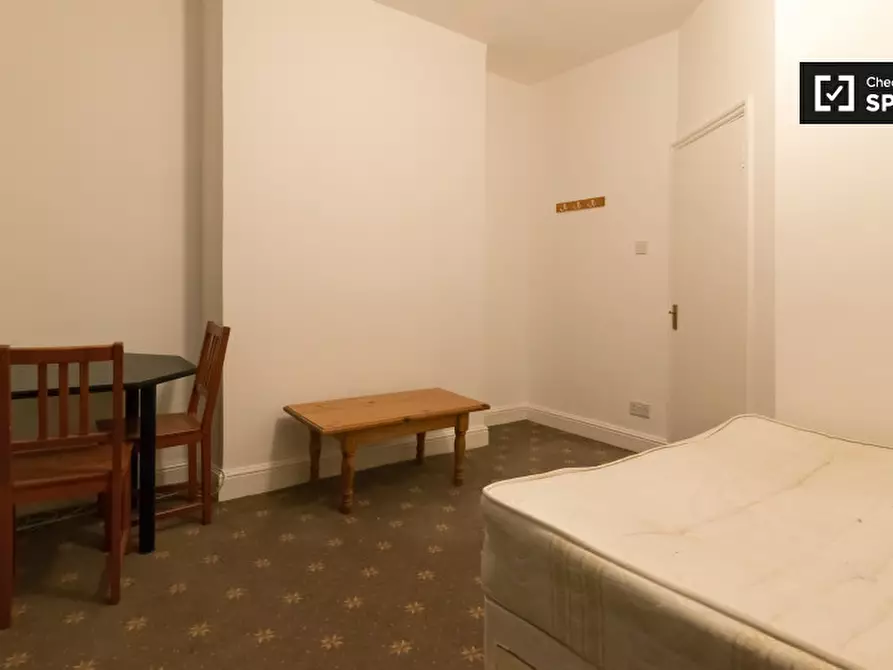 Immagine 2 di Appartamento in affitto  in Bethnal Green Road a Poplar