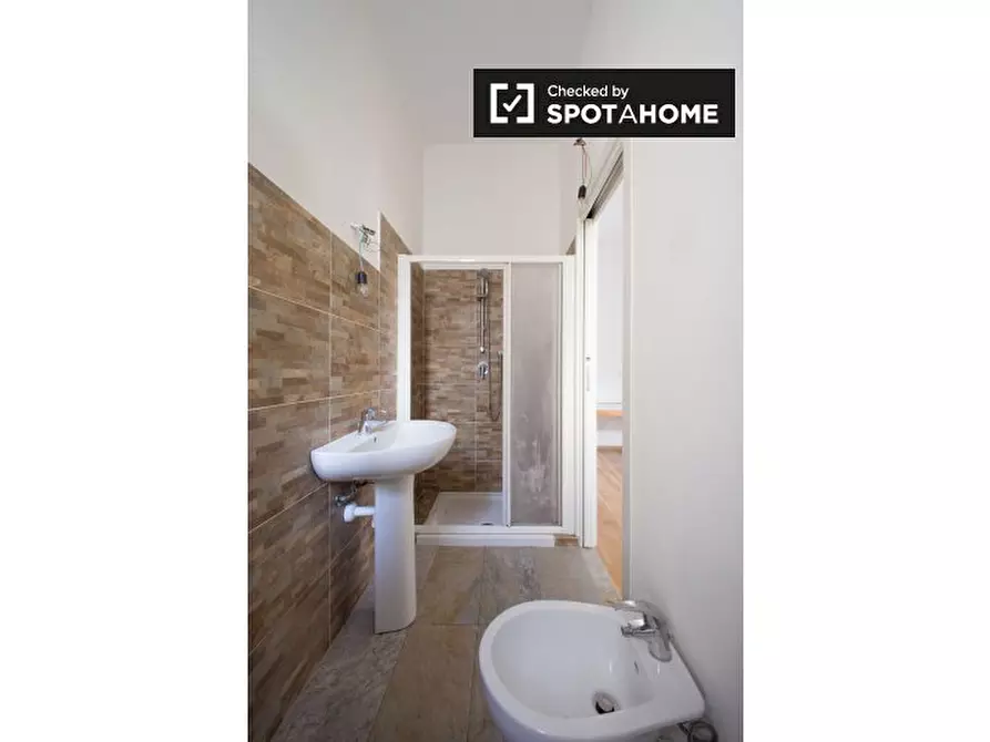 Immagine 13 di Appartamento in affitto  in Via Carlo Valvassori Peroni a Milano