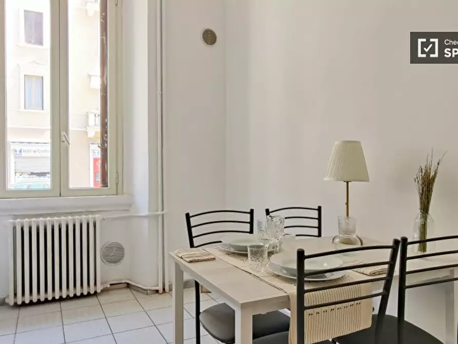 Immagine 2 di Appartamento in affitto  in Via dei Cinquecento a Milano