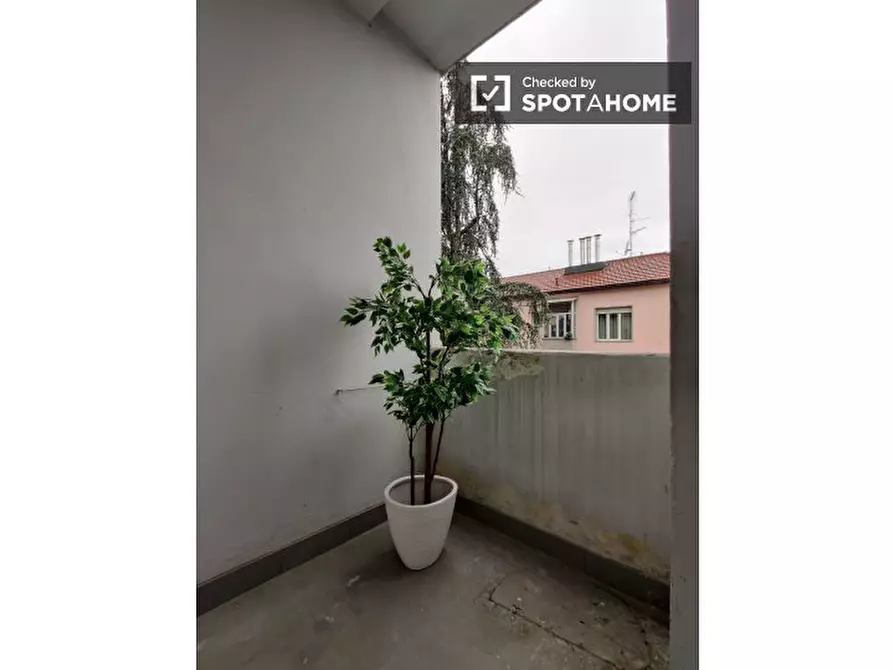 Immagine 10 di Appartamento in affitto  in Via Mario Morgantini a Milano
