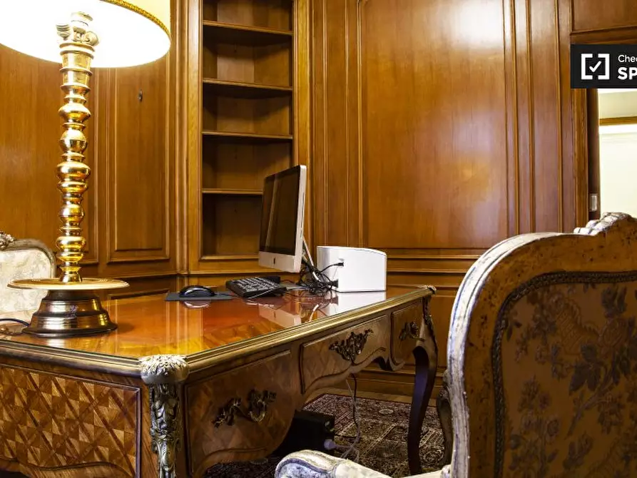 Immagine 13 di Appartamento in affitto  in Piazza dell'Oro a Roma