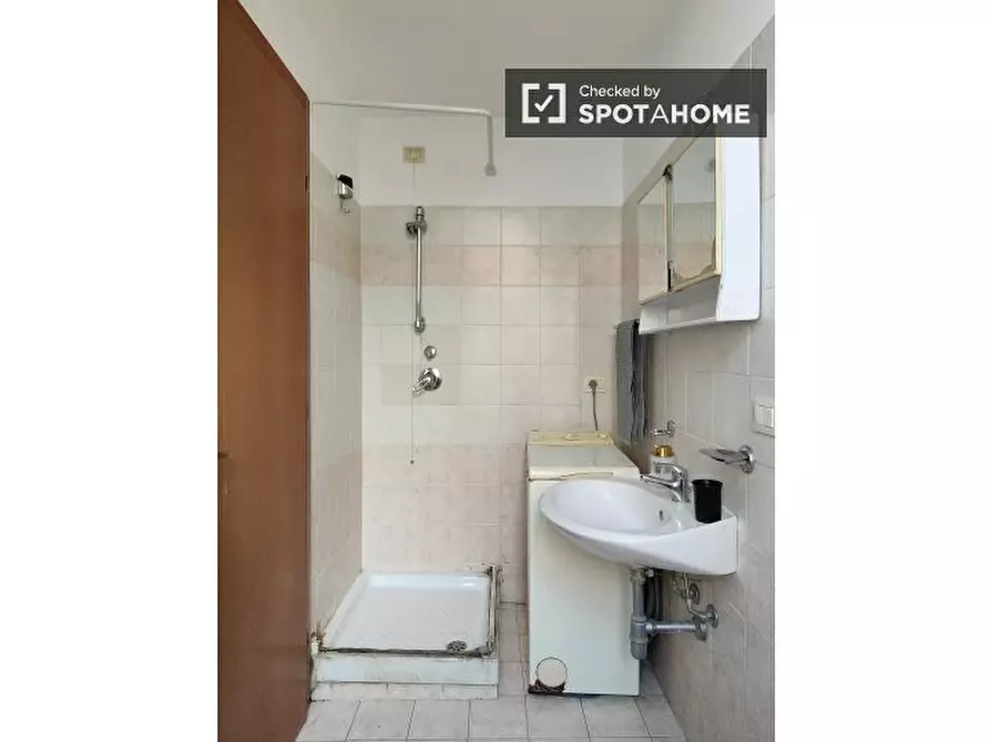 Immagine 11 di Appartamento in affitto  in Via degli Etruschi a Milano