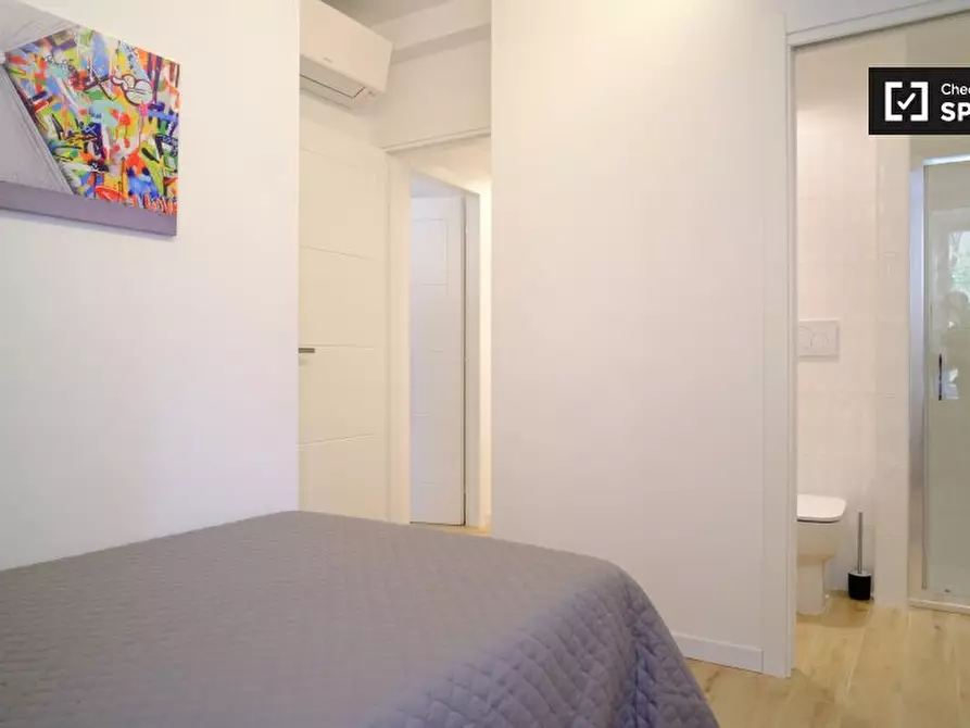 Immagine 3 di Camera condivisa in affitto  in Largo Ettore Marchiafava a Roma