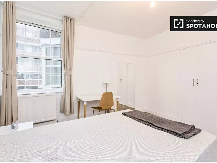 Immagine 16 di Camera condivisa in affitto  in Becklow Gardens a Hammersmith