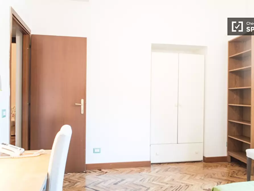 Immagine 9 di Camera condivisa in affitto  in Via Napoli a Roma