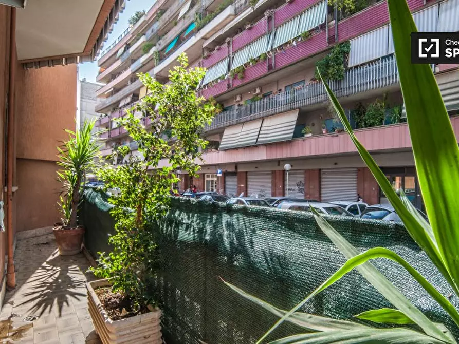 Immagine 4 di Appartamento in affitto  in Via degli Orti di Trastevere, 00153 Roma RM, Italy a Roma