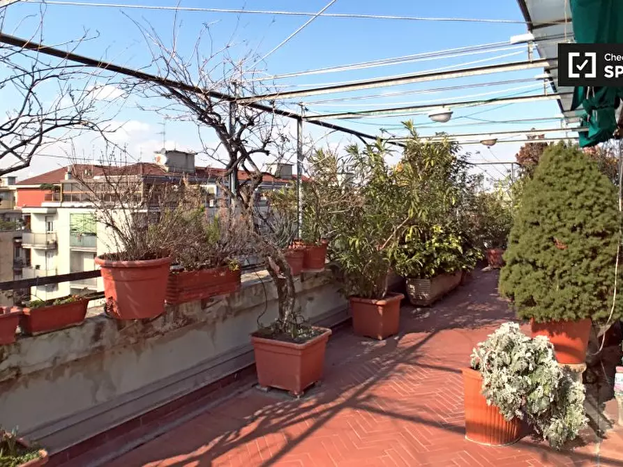 Immagine 18 di Camera condivisa in affitto  in Via Teodosio a Milano