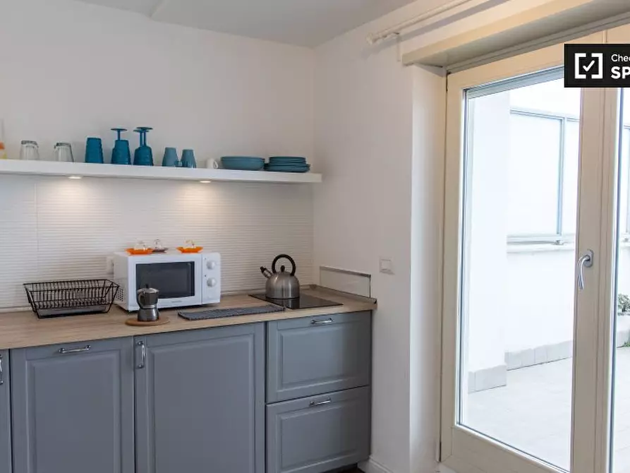 Immagine 14 di Appartamento in affitto  in Via Portuense a Roma