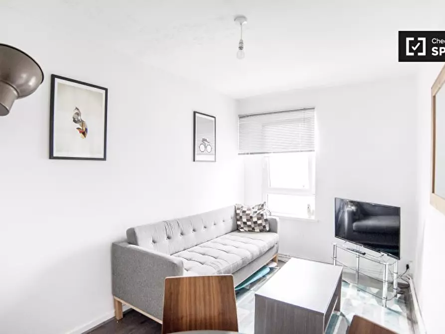 Immagine 5 di Camera condivisa in affitto  in Poplar a Poplar