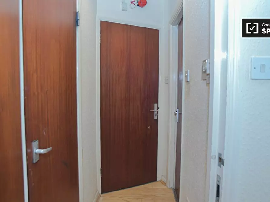 Immagine 3 di Ufficio in affitto  in GF St Anns Villas a Kensington