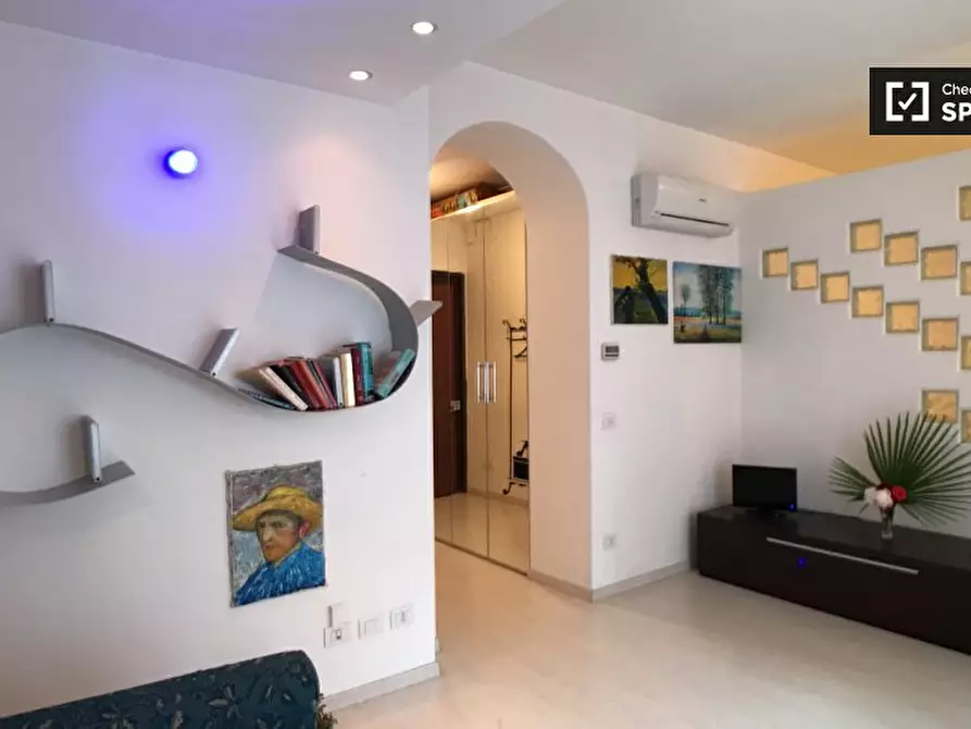 Immagine 3 di Appartamento in affitto  in Via Lecco, 20124 Milano MI, Italy a Milano