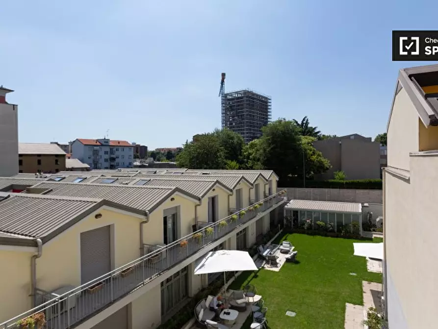 Immagine 16 di Appartamento in affitto  in Via Privata Leonardo Bruni a Milano