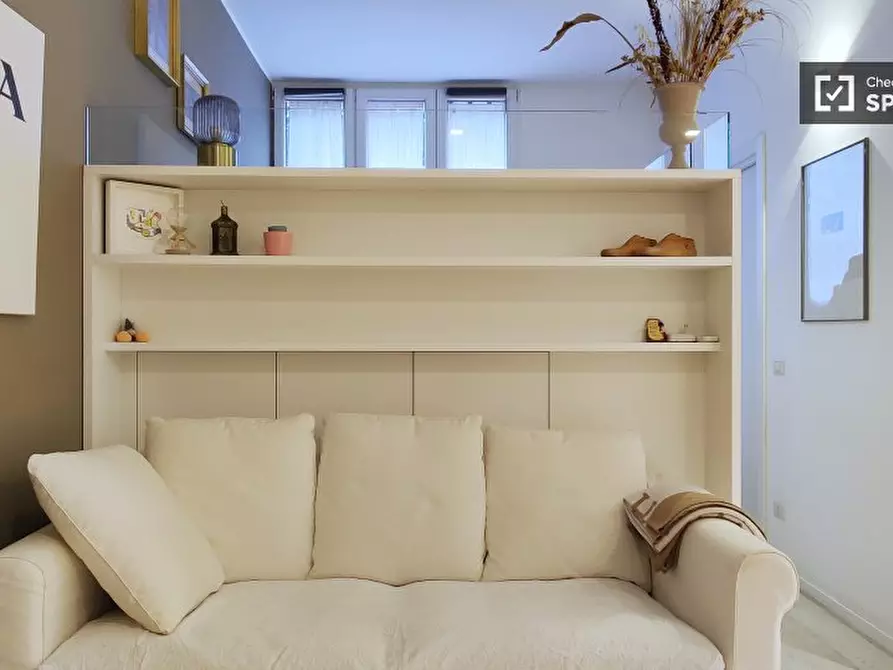 Immagine 8 di Ufficio in affitto  in Via Stromboli a Milano