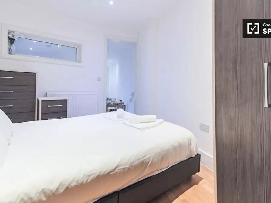 Immagine 9 di Appartamento in affitto  in St James's Rd a Camberwell
