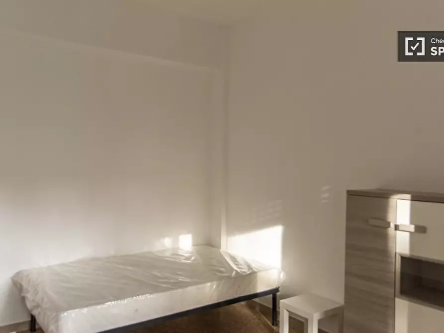 Immagine 17 di Camera condivisa in affitto  in Via Valnerina a Roma