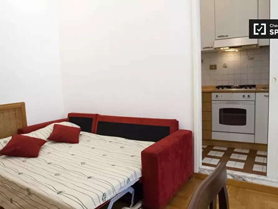 Immagine 5 di Appartamento in affitto  in Via dei Gracchi Roma RM, Italy a Roma