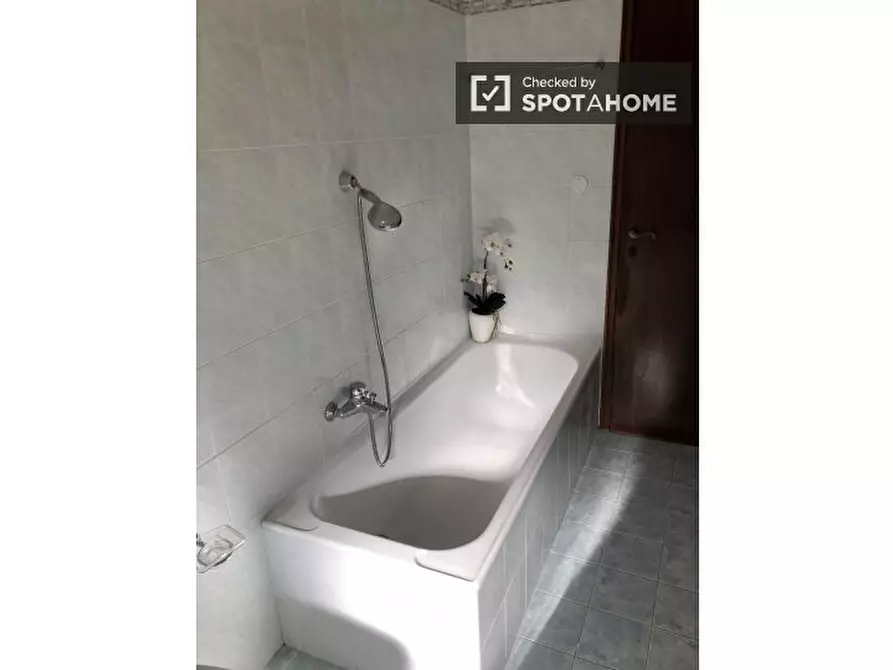 Immagine 13 di Camera condivisa in affitto  in Via Umberto I a Padova