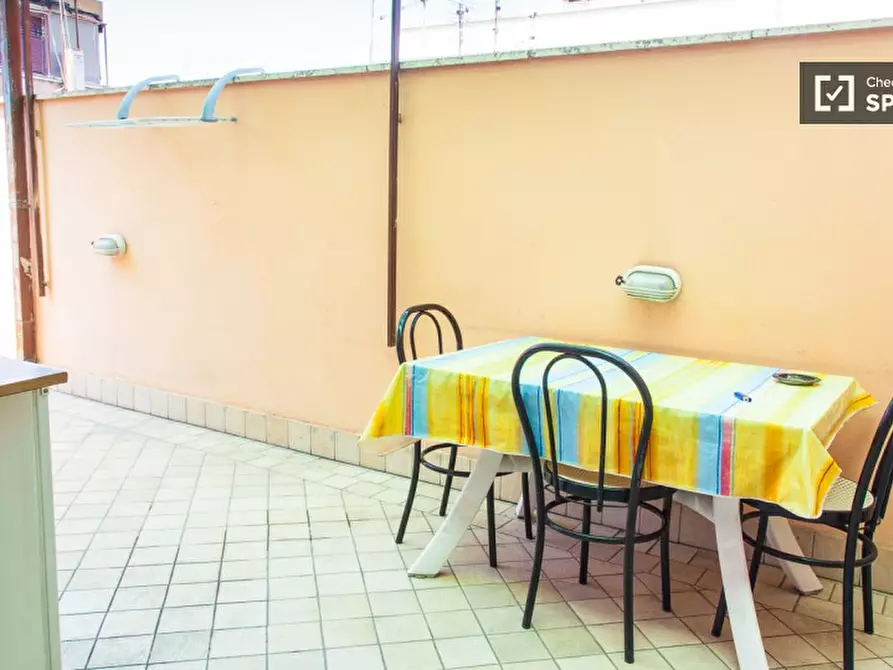 Immagine 7 di Camera condivisa in affitto  in Via dei Platani a Roma