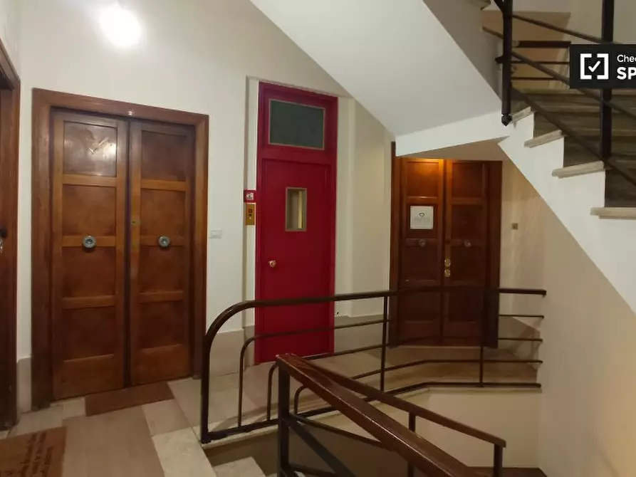 Immagine 11 di Camera condivisa in affitto  in Via Lima a Roma