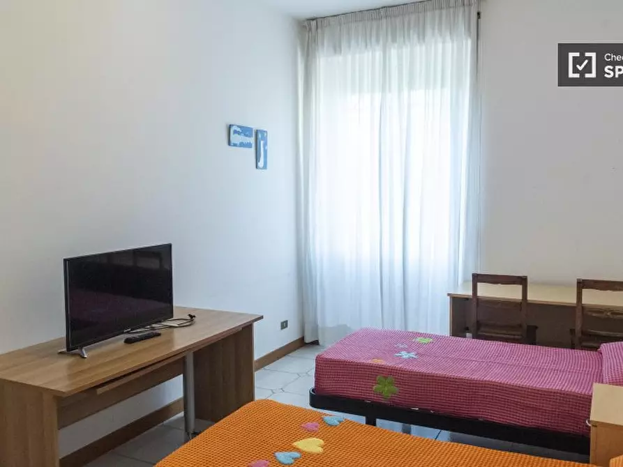 Immagine 19 di Appartamento in affitto  in Piazza Ragusa a Roma