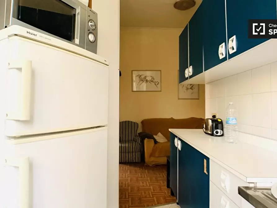 Immagine 10 di Camera condivisa in affitto  in Via Alessandro Cialdi, 00154 Roma RM, Italy a Roma