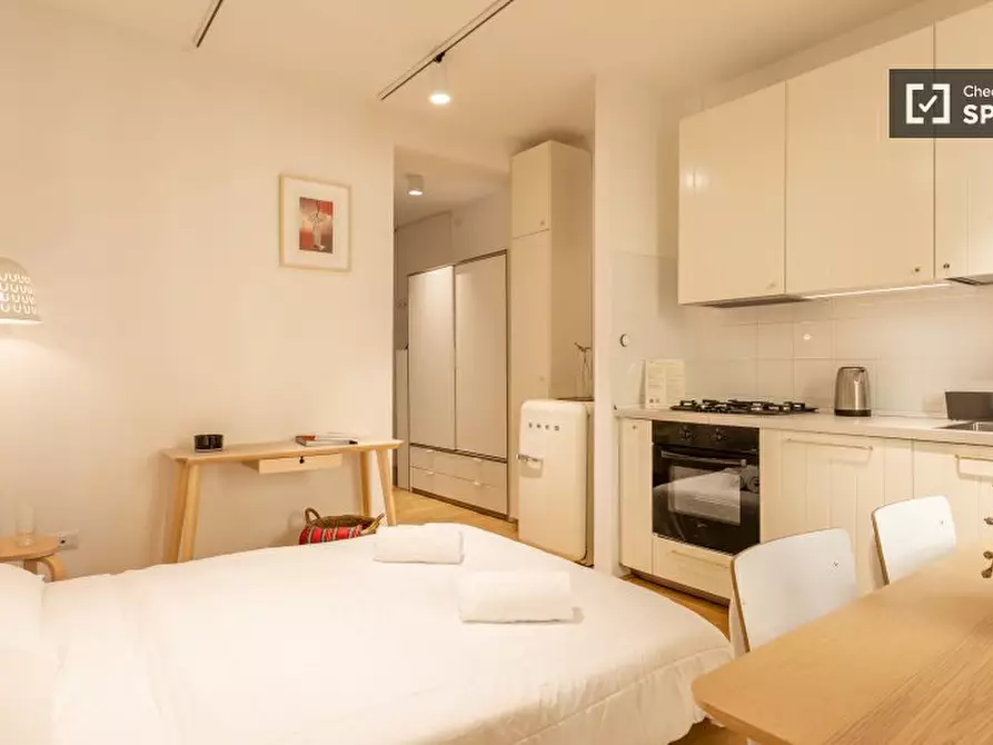 Immagine 15 di Ufficio in affitto  in Via delle Forze Armate a Milano