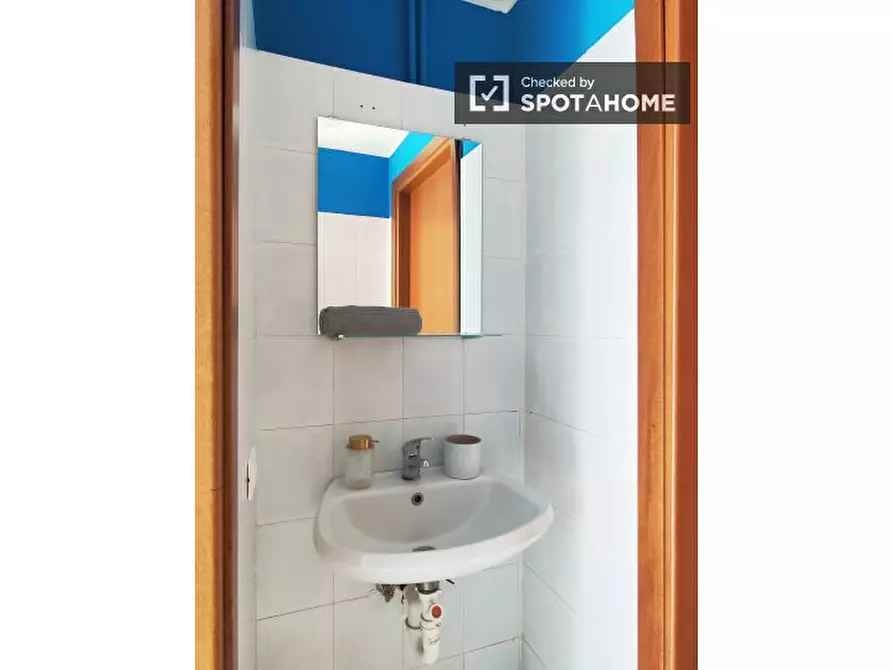 Immagine 10 di Ufficio in affitto  in Via Fratelli Bronzetti a Milano