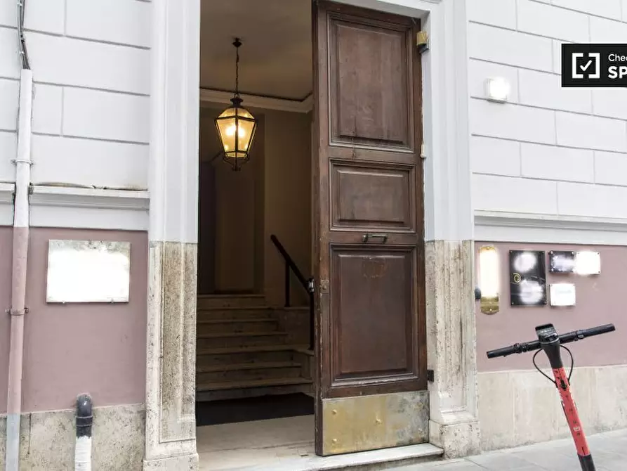 Immagine 14 di Camera condivisa in affitto  in Via Palestro a Roma