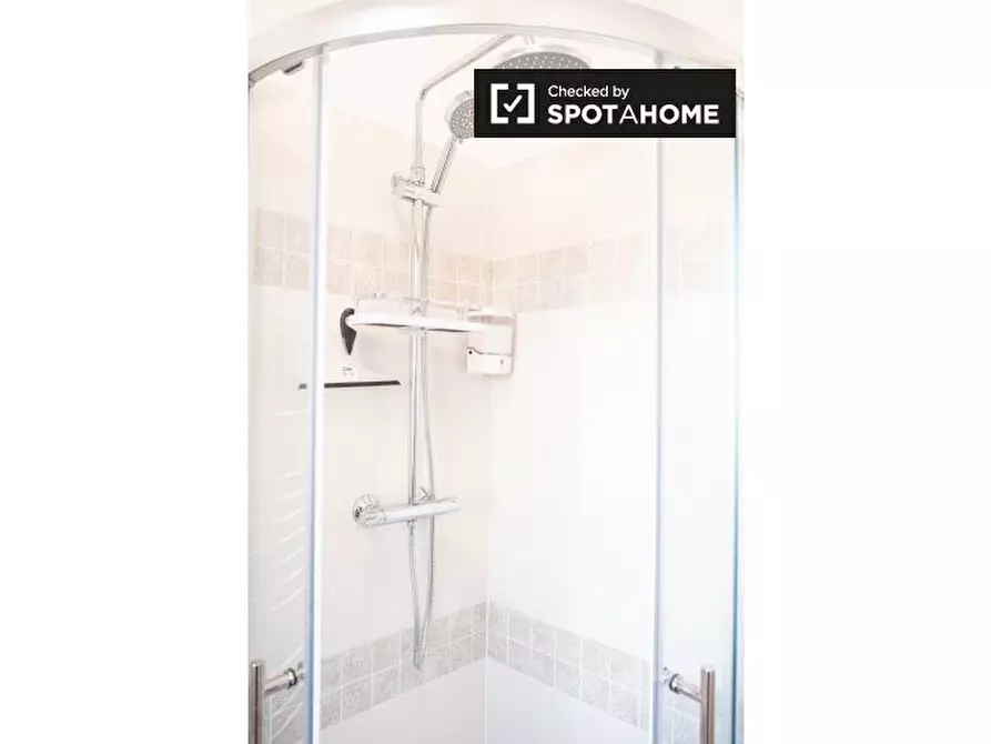 Immagine 11 di Appartamento in affitto  in Via del Portico Placidiano a Fiumicino