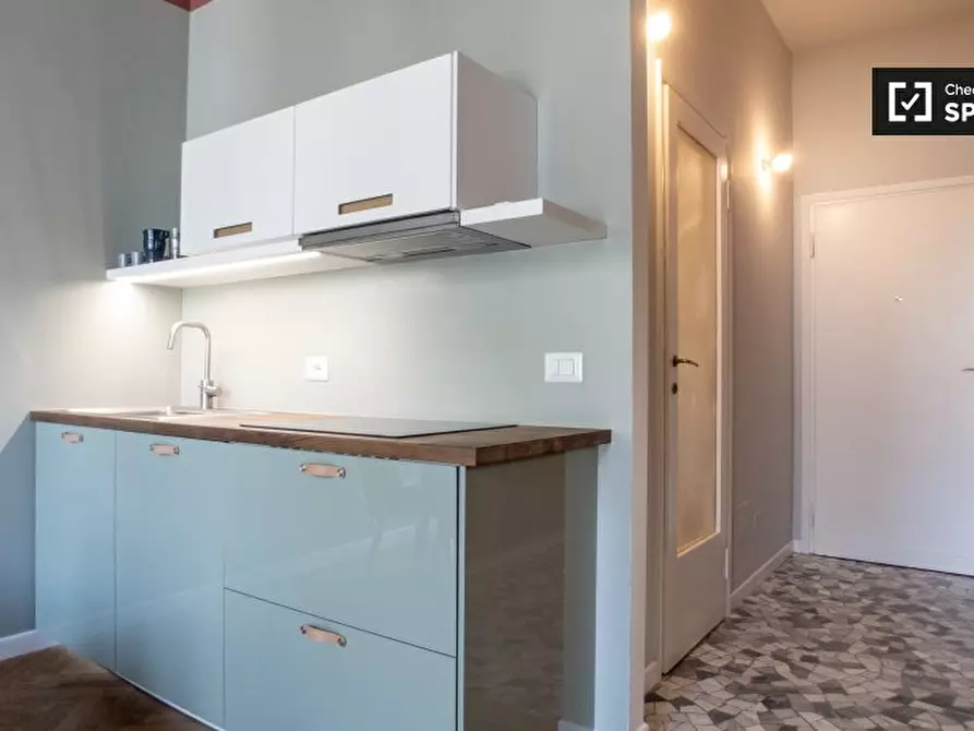 Immagine 5 di Appartamento in affitto  in Via Ariberto, 20123 Milano MI, Italy a Milano