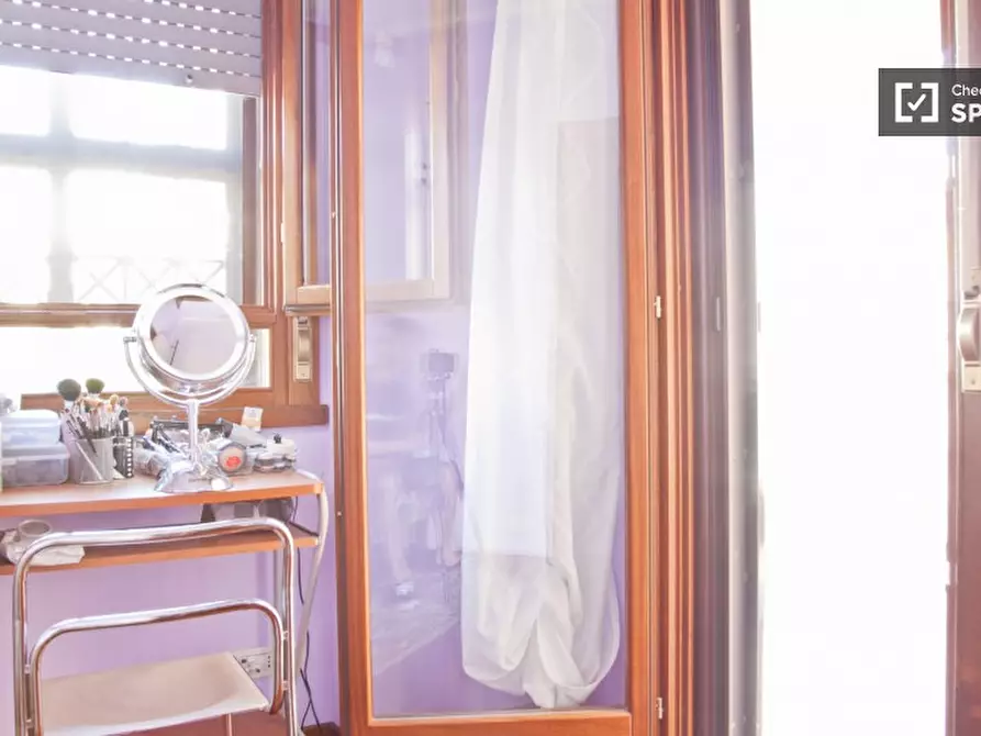 Immagine 12 di Camera condivisa in affitto  in Via Augusto Casciani a Roma