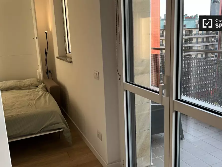 Immagine 5 di Appartamento in affitto  in Via Enrico Cosenz a Milano