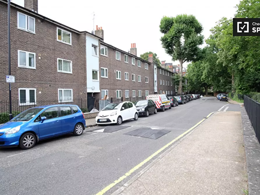 Immagine 17 di Camera condivisa in affitto  in Beaumont Square a Poplar