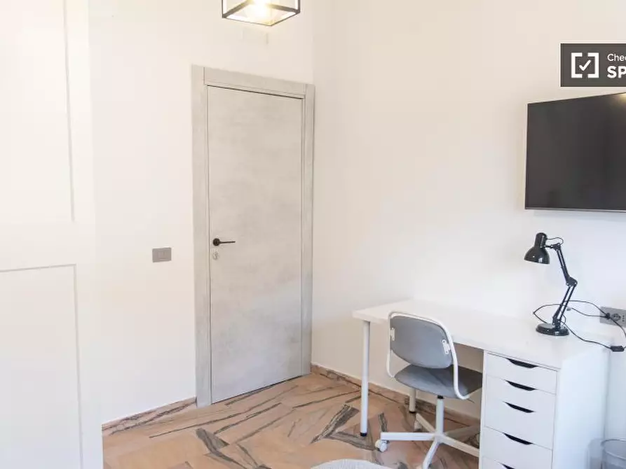 Immagine 1 di Camera condivisa in affitto  in Via del Casale Sansoni a Roma