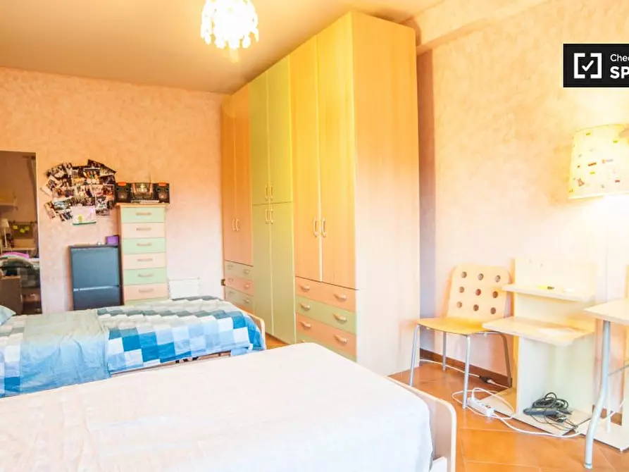 Immagine 11 di Camera condivisa in affitto  in Via Francesco Gentile a Roma