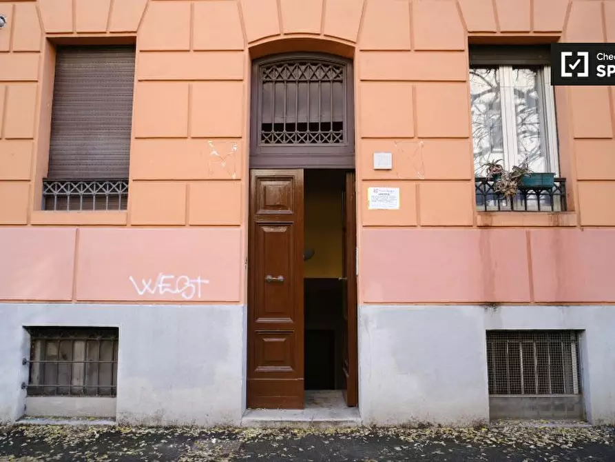 Immagine 14 di Camera condivisa in affitto  in Via Malta a Roma