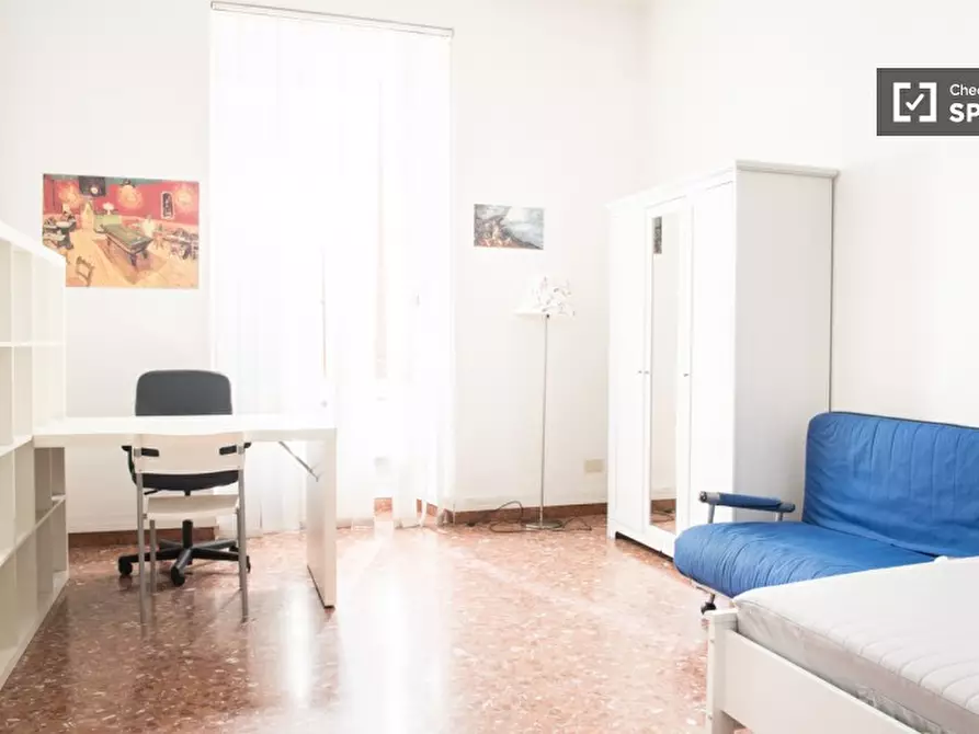 Immagine 3 di Camera condivisa in affitto  in Via Salaria a Roma