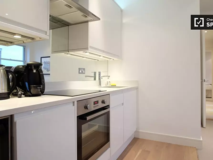 Immagine 4 di Appartamento in affitto  in Notting Hill Gate a Kensington