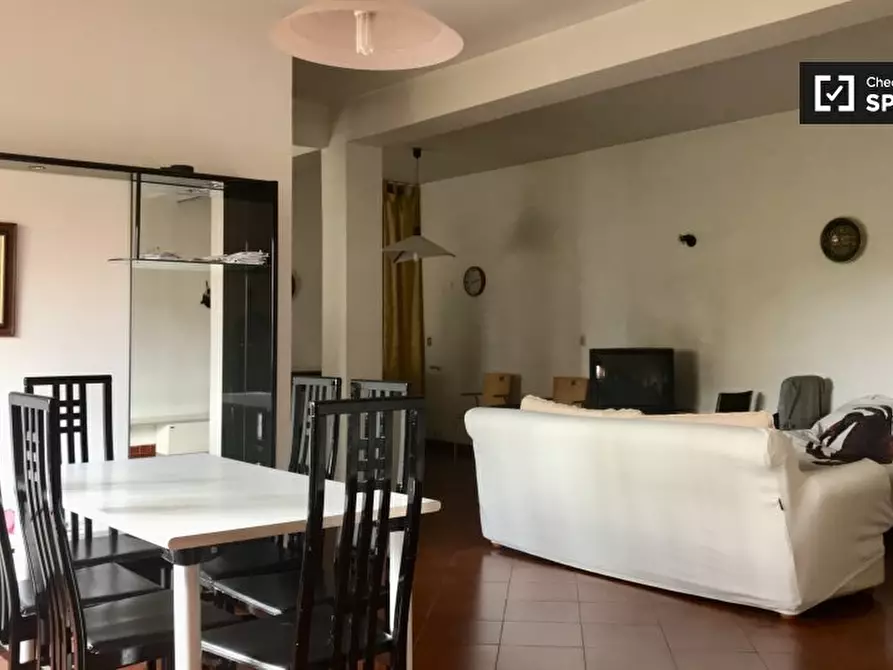 Immagine 5 di Camera condivisa in affitto  in Via di Trigoria, 00128 Selcetta RM, Italy a Roma