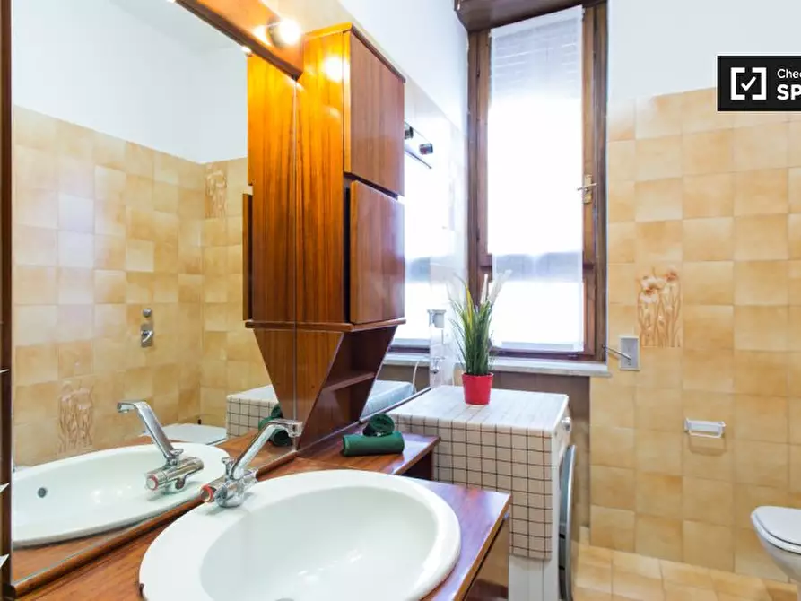 Immagine 15 di Camera condivisa in affitto  in Via Sidoli a Milano