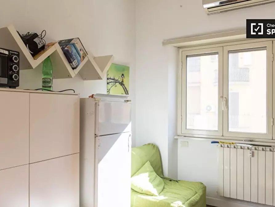 Immagine 10 di Camera condivisa in affitto  in Via Baldassarre Orero, 00159 Roma RM, Italy a Roma