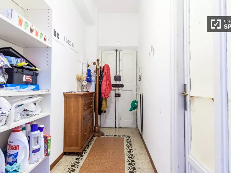 Immagine 10 di Camera condivisa in affitto  in Via Mirandola a Roma