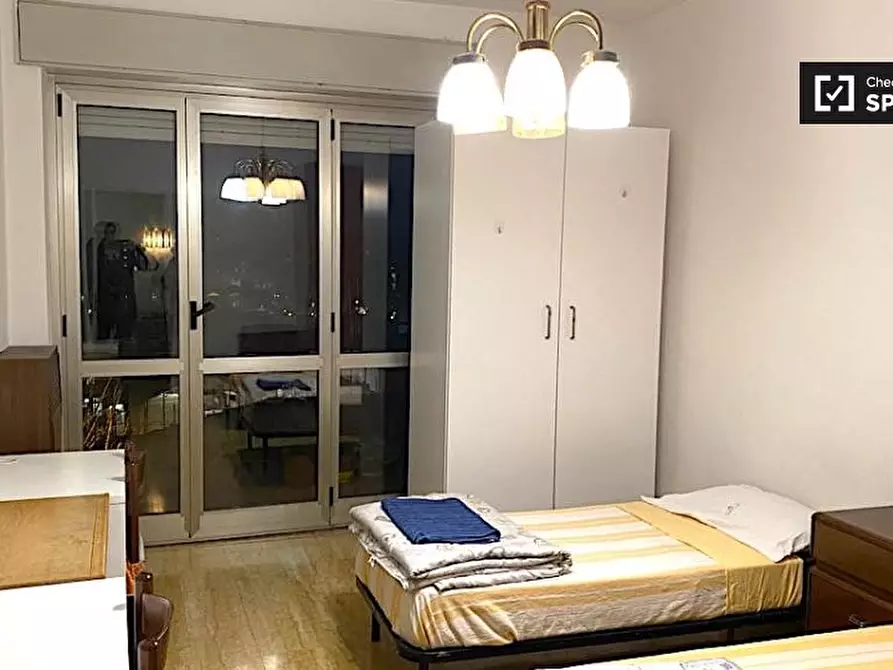 Immagine 3 di Camera condivisa in affitto  in Alzaia Naviglio Pavese, 20142 Milano MI, Italy a Milano