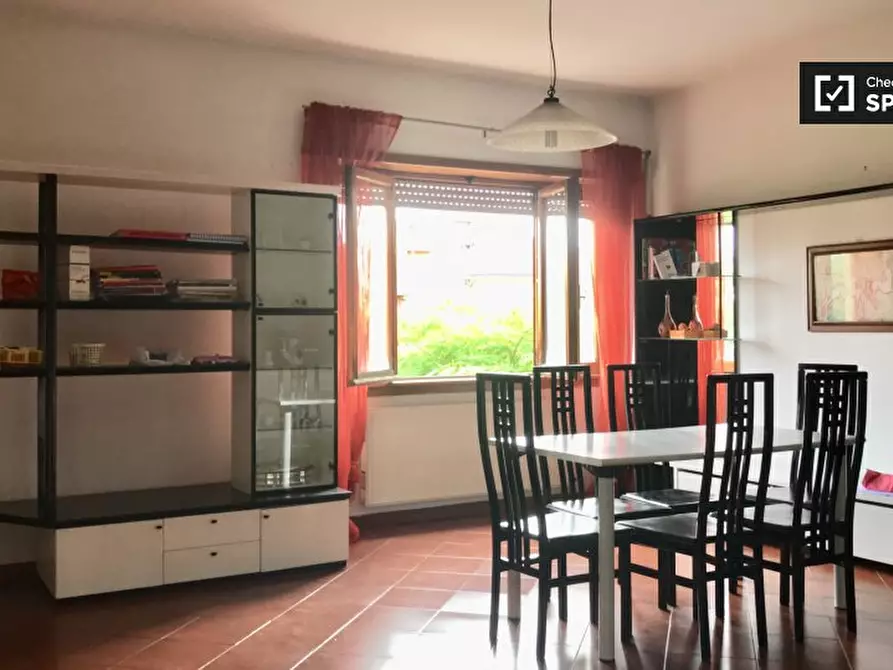 Immagine 6 di Camera condivisa in affitto  in Via di Trigoria, 00128 Selcetta RM, Italy a Roma