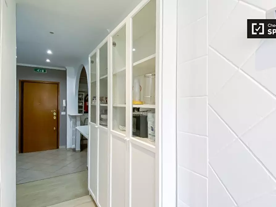 Immagine 14 di Camera condivisa in affitto  in Via Giovanni da Empoli a Roma