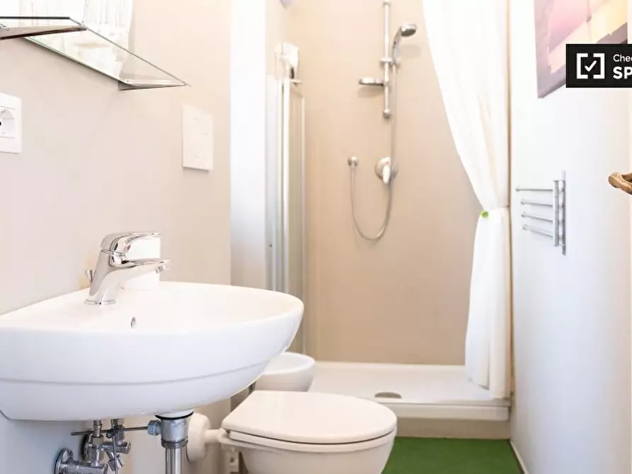 Immagine 5 di Camera condivisa in affitto  in Via dei Giovi, 00141 Roma RM, Italy a Roma