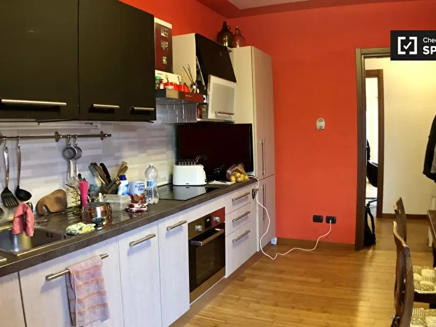 Immagine 10 di Camera condivisa in affitto  in Via Empedocle a Milano