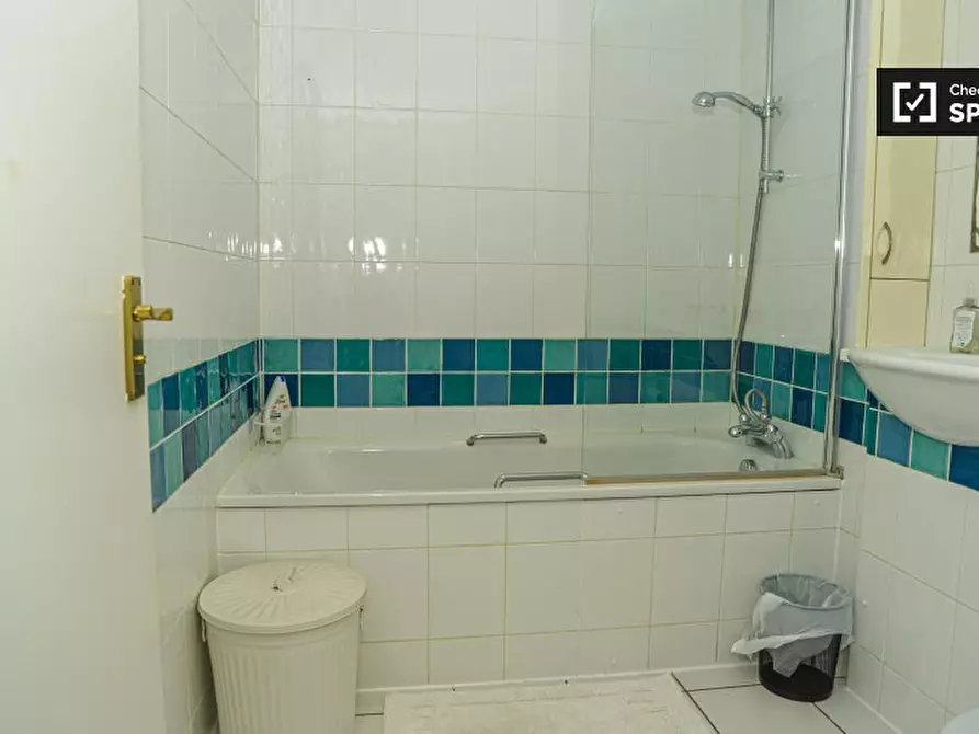 Immagine 18 di Appartamento in affitto  in Cape Yard a Poplar