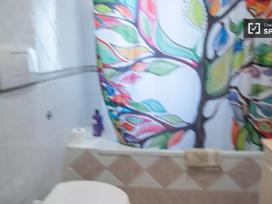 Immagine 17 di Camera condivisa in affitto  in Via di Trigoria, 00128 Selcetta RM, Italy a Roma